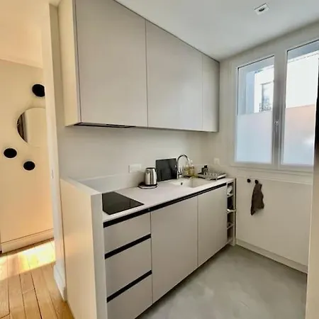 15 Porte De Versailles Apartment *